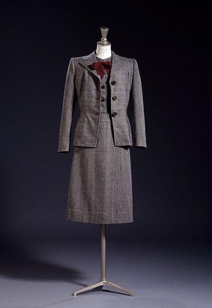 History's Runway: A Skirt Suit by Digby Morton, 1942