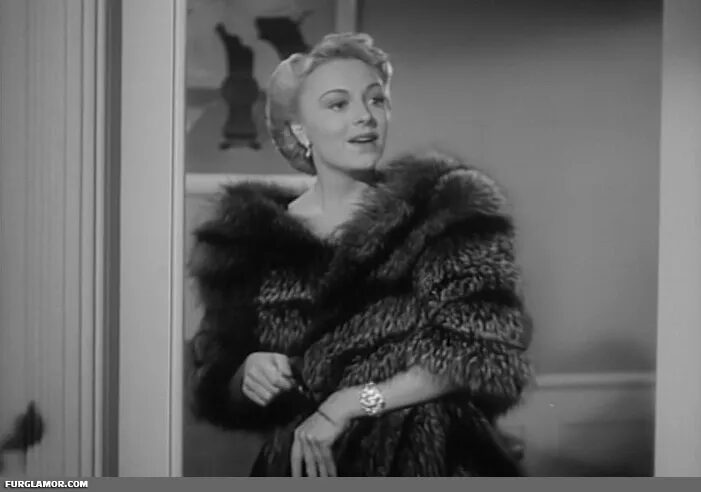 Furs on Film โ Dance, Girl, Dance (1940)